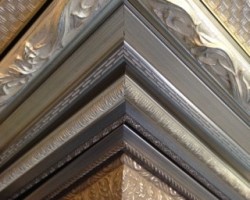 Ready-Made & Custom Frames